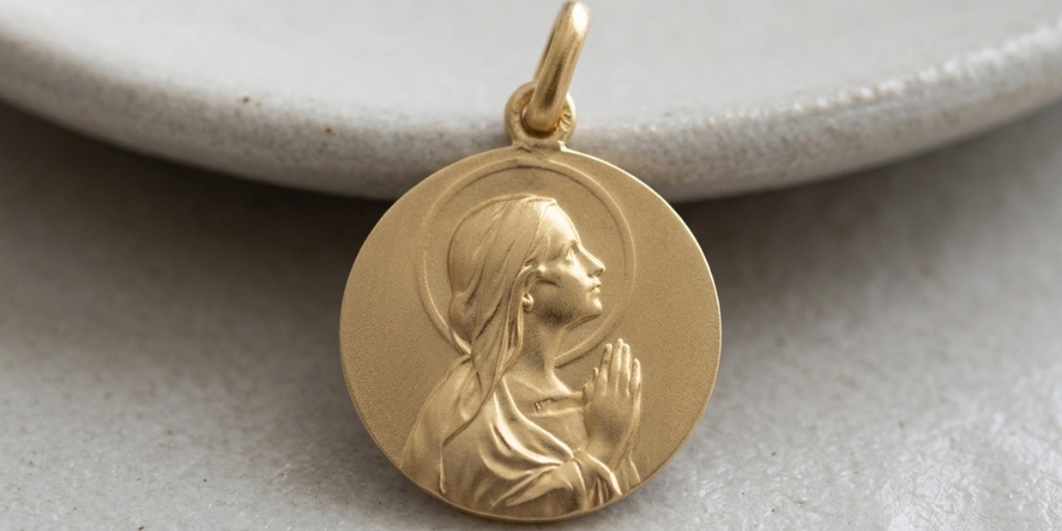 Mare i filla en comunió amb medalla d'or - Zapata Joyeros Barcelona